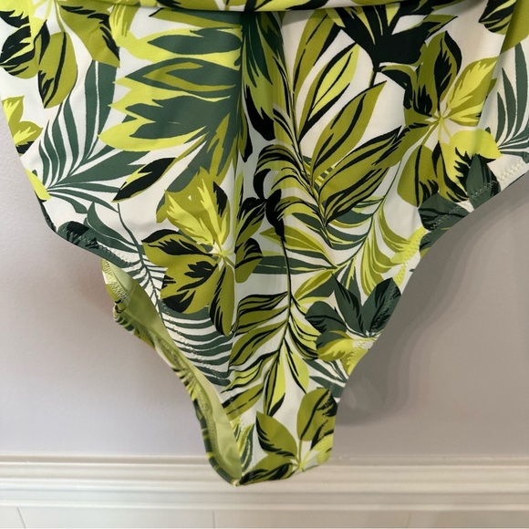 Adore Me Monroe Contour Palm Paradise Halter Neck One Piece Swimsuit Sz 0X NWT - Picture 3 of 8